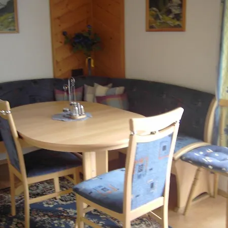 Haus Gutwenger Konukevi 3*